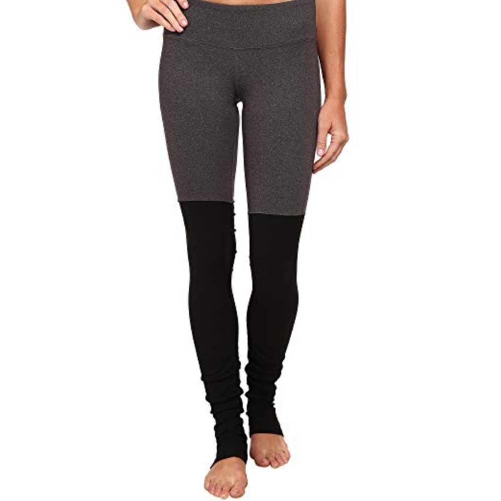ALO goddess ribbed legging